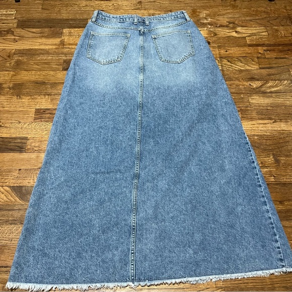 Free People We The Free Denim Maxi Skirt Size 12 - Picture 3 of 4